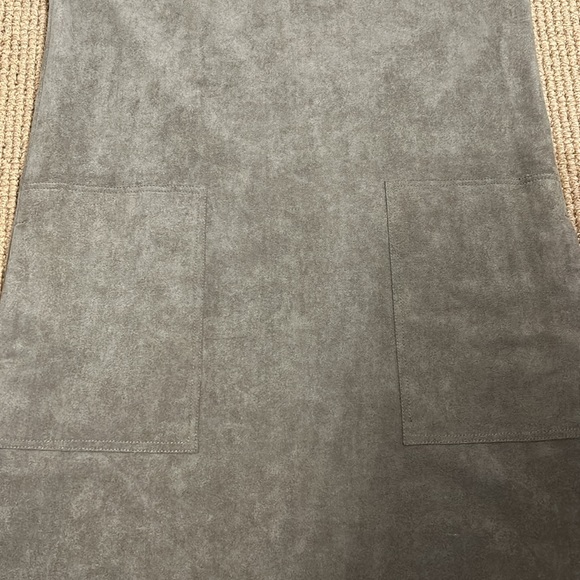 Aritzia suede dress with pockets - Picture 2 of 3